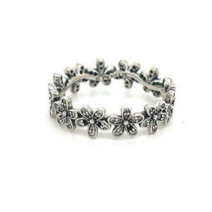 Pandora Daisy Flower Ring